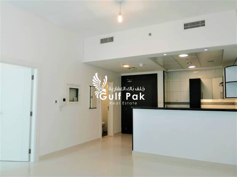 1 BHK! FULLY RENOVATED !AMERICAN KITCHEN !GYM+POOL+PARKING