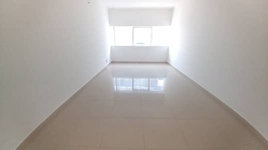 FANTASTIC AND LIMITED OFFER BIG SIZE STUDIO AVAILABLE ONLY ON 18K FANTASTIC AND LIMITED OFFER BIG SIZE STUDIO AVAILABLE ONLY ON 18K