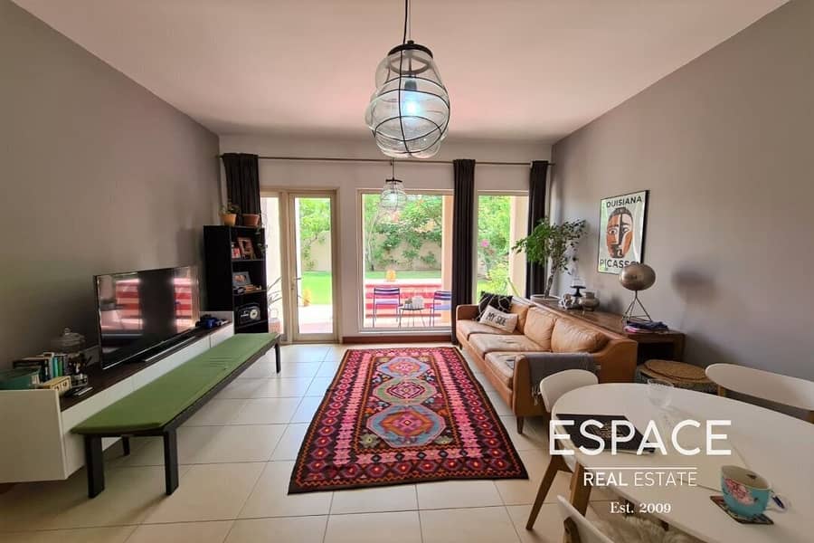 Large Garden - Quiet Location - Saheel