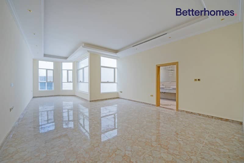 Brand new Villa with private pool in Al Bateen
