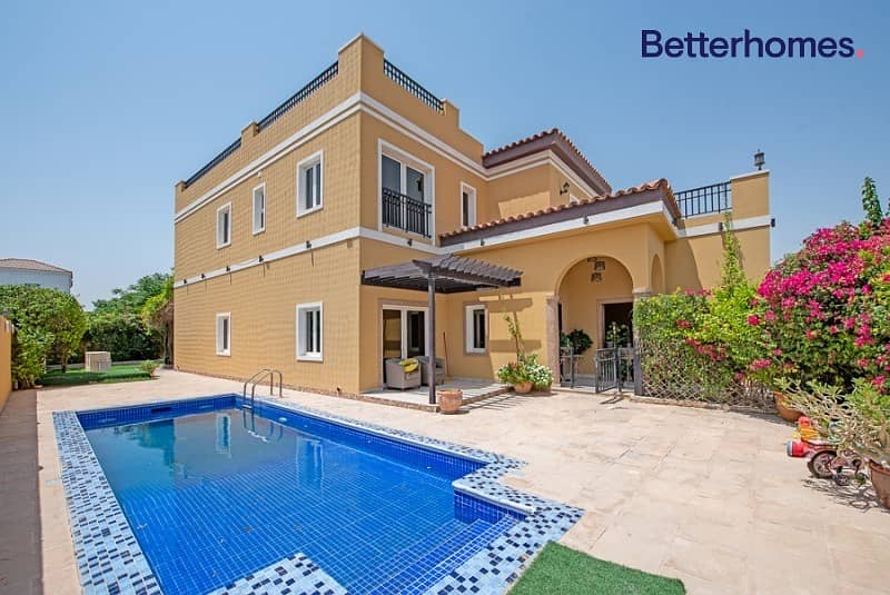 Corner Villa |Immaculate 5 Bedroom A2 |With Pool