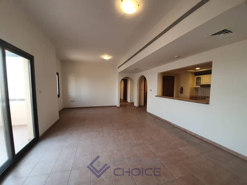 Spacious Unit | 0% Commission | Bright Unit