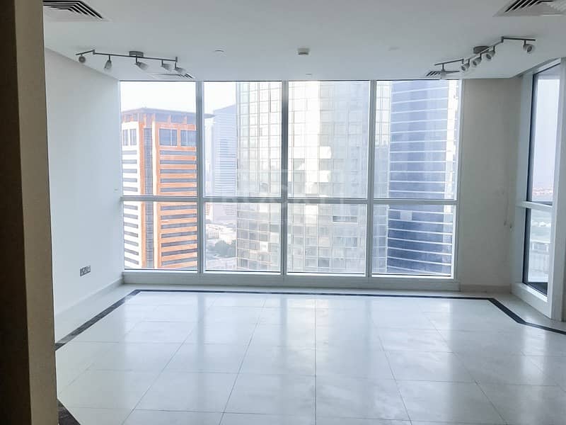 Spacious | High Floor | 3-Bed | Road View