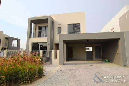 4 Bedrooms | Single Row | Motivated Seller 4 Bedrooms | Single Row | Motivated Seller