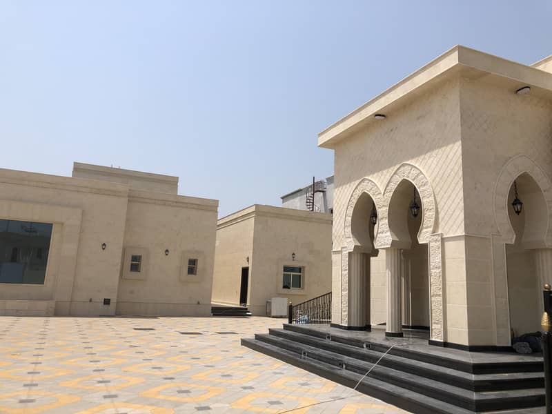 One floor villa with an area of 34000 feet next to the Sheikh Zayed Mosque