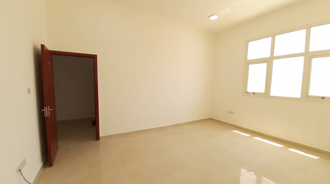 Spacious 1Bhk Separate Kitchen Common Washroom 1st Floor Nr Baqala And Mosque  At MBZ