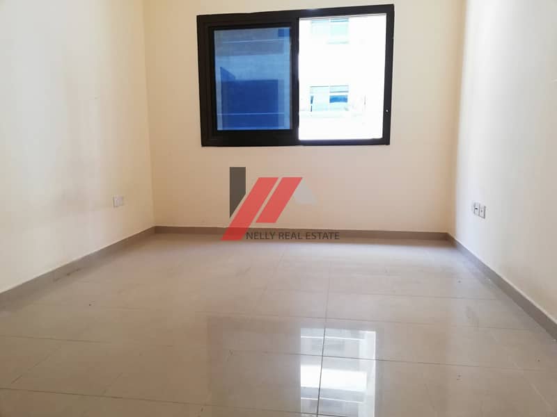 4 Very spacious 1bhk apartment with wardrobe rent only 32k 4 or 6 cheques payment
