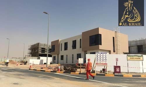 Townhouse Modern and Huge Amazing Layout DOWN PAYMENT 10% Townhouse Modern and Huge Amazing Layout DOWN PAYMENT 10%