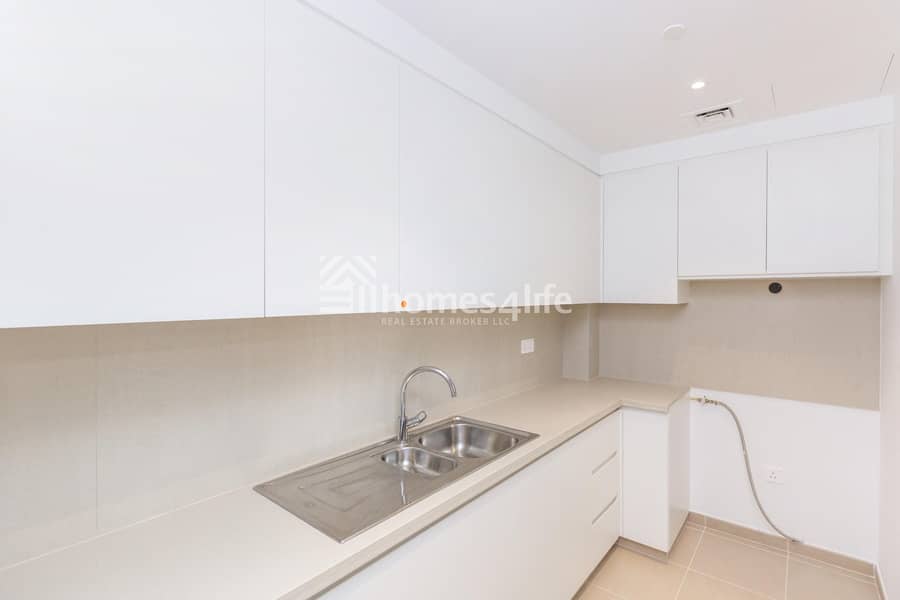 3 Brand New Apartment l Beautiful View | Call to View