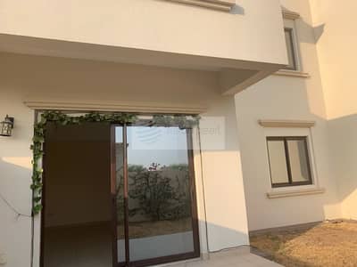Single Row| Type 2M | Huge 3BR + M |Nice Garden Single Row| Type 2M | Huge 3BR + M |Nice Garden