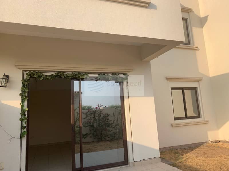 Single Row| Type 2M | Huge 3BR + M |Nice Garden Single Row| Type 2M | Huge 3BR + M |Nice Garden
