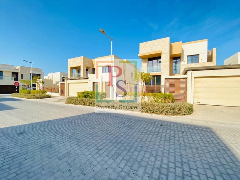 Exceptionally Beautiful 5BR Villa+Private Garden+Pool. Exceptionally Beautiful 5BR Villa+Private Garden+Pool.