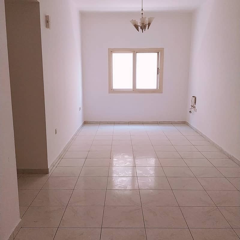 شقة في عود ميثاء بر دبي 2 غرف 55000 درهم - 4644036