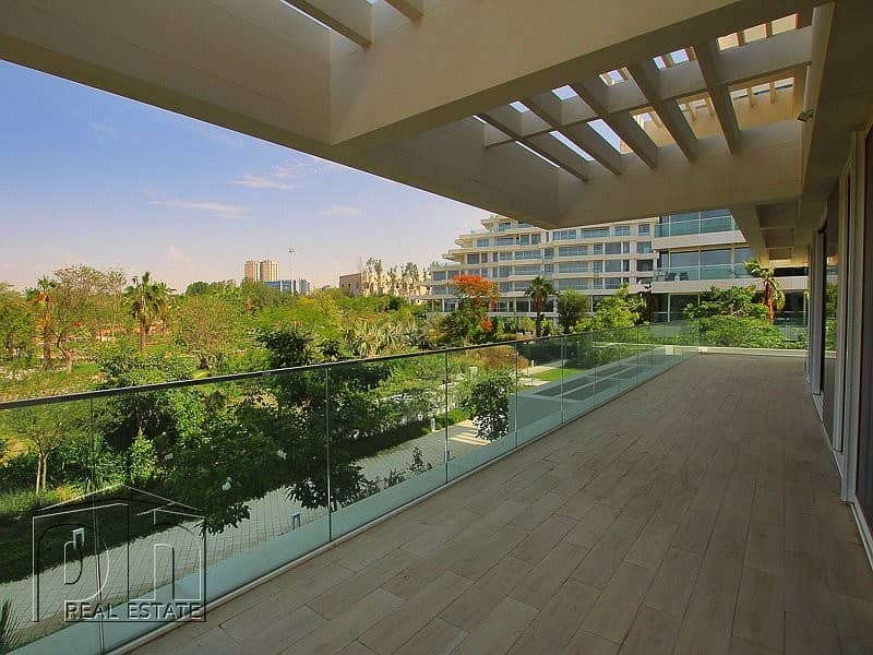 3 Beds | Huge Balcony | Park View | VOT