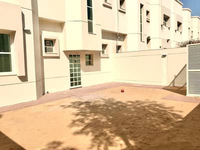 New finish 3 Bedroom villa with beautiful pvt garden in Jumeirah , One month free, Close to the city walk