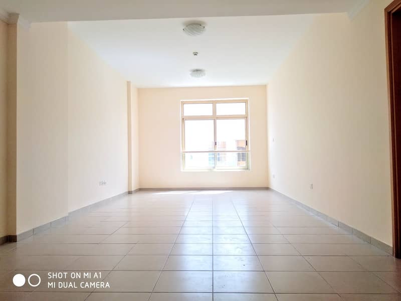 Квартира в Бур Дубай，Аль Манкул, 1 спальня, 55000 AED - 4644245