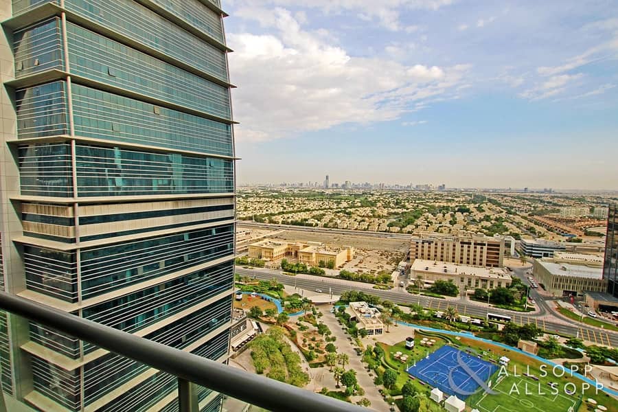 One Bedroom | Lake View | Madina Tower