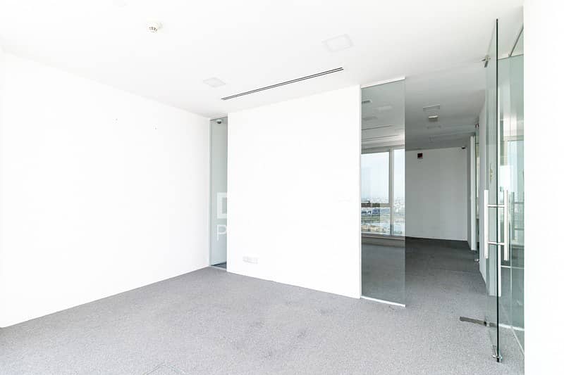 Well-managed Fitted Office in Business Bay