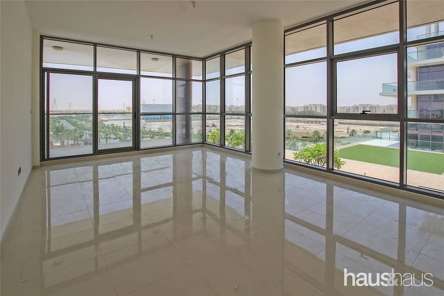 Close to Shops and Park | Pool View | Available