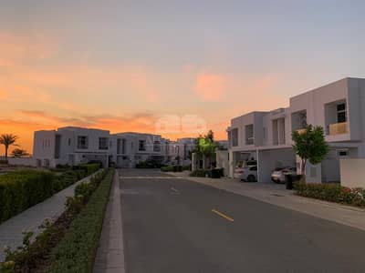Amazing 3 BR plus Maids Townhouse I Great Location Amazing 3 BR plus Maids Townhouse I Great Location