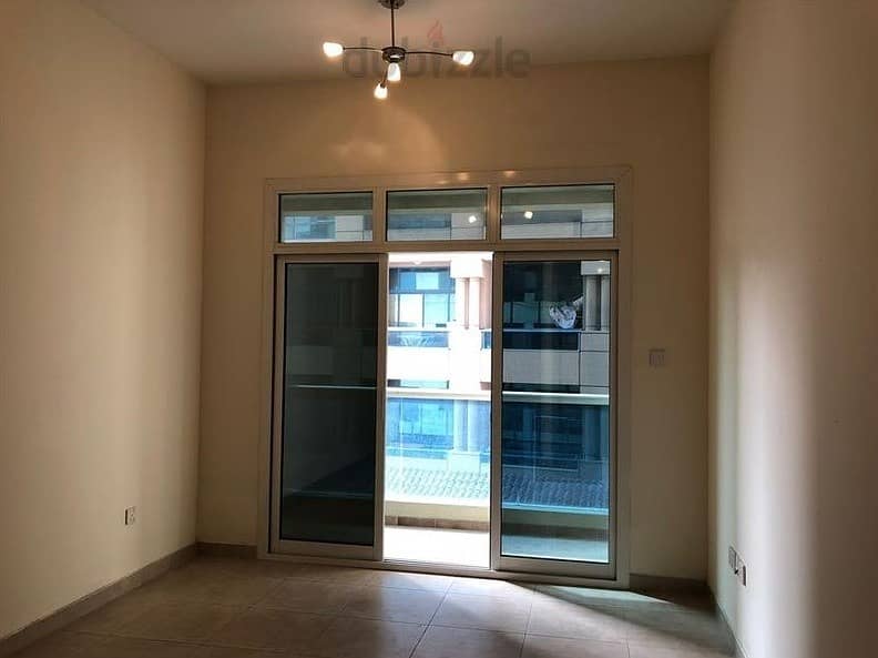 TRAFALGAR EXECUTIVE- FULL BIG SIZE 1BR APARTMENT WITH DOUBLE BALCONY FOR SALE