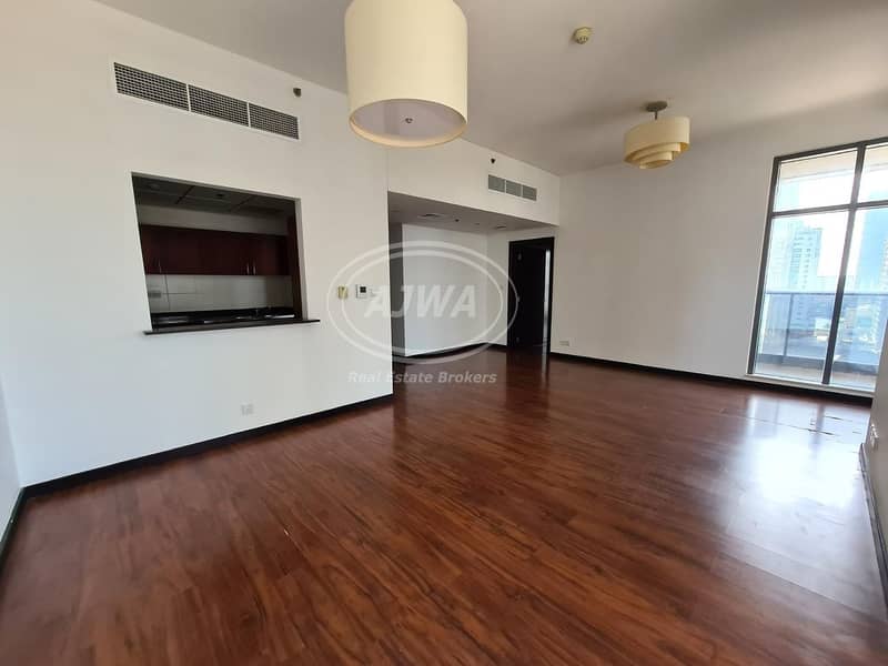 1 BR In Green Lakes | near metro station