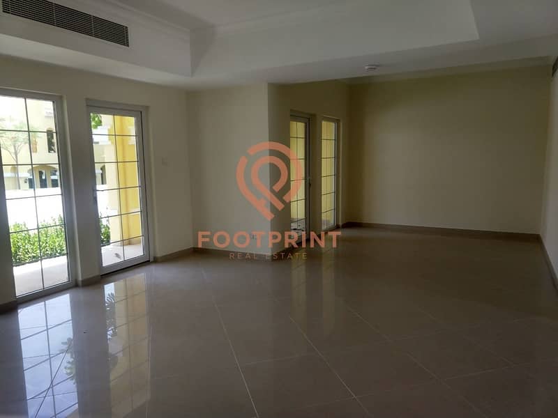 Exclusive Large 4Bed+ Maid Room Al Waha