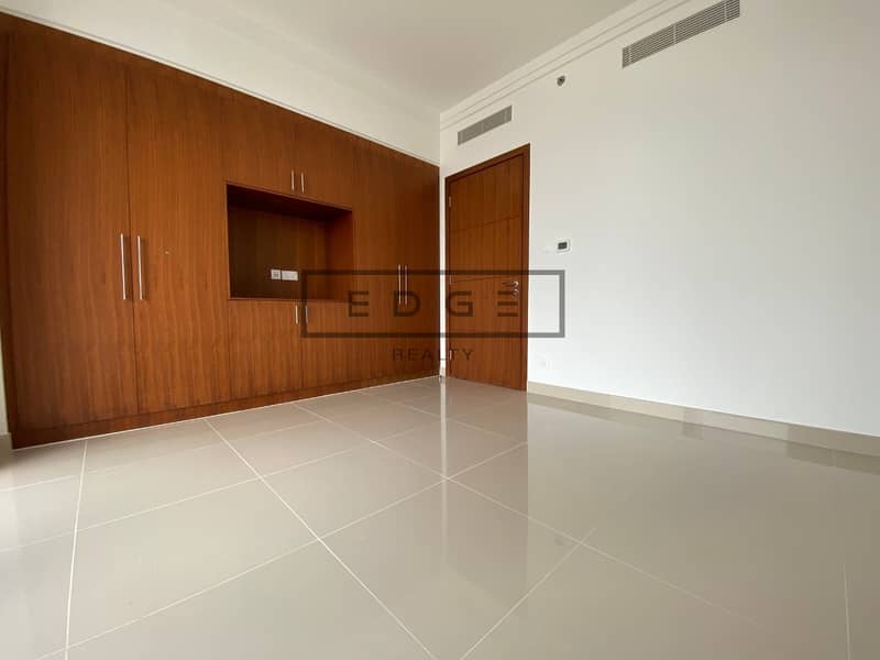 NEW BUILDING / DIRECT ACCESS TO MALL/ 3 BR+MAID NEW BUILDING / DIRECT ACCESS TO MALL/ 3 BR+MAID