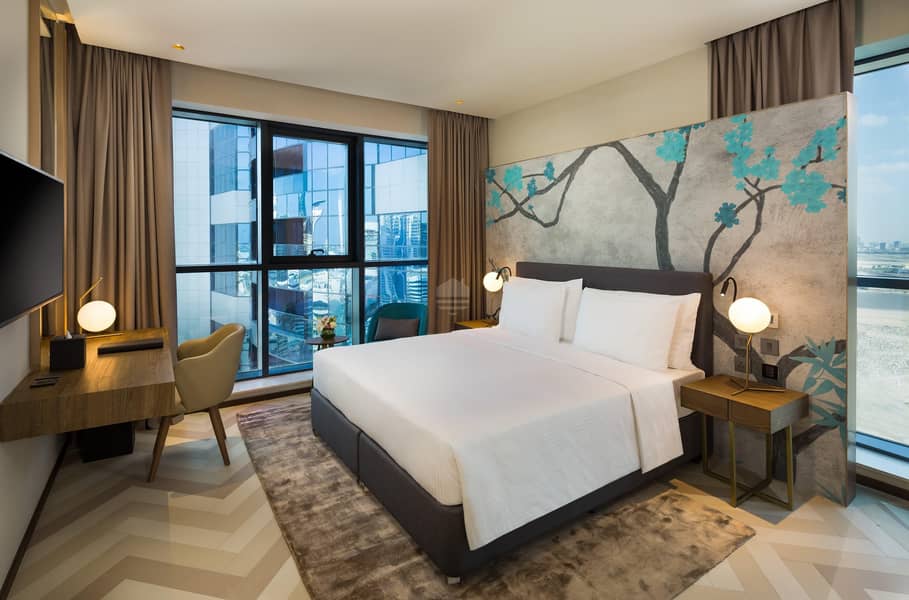Luxury furnished living style Including all bills Luxury furnished living style Including all bills