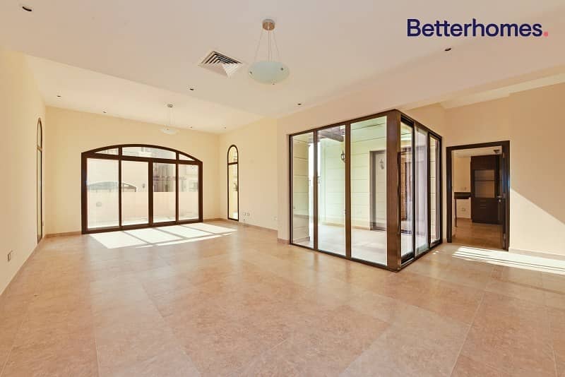 Vacant | 4 Bed Naseem Villa | Mudon close to park