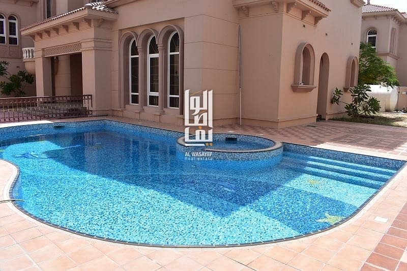 New Renovated 6 Bed Villa with Elevator |Private Pool !