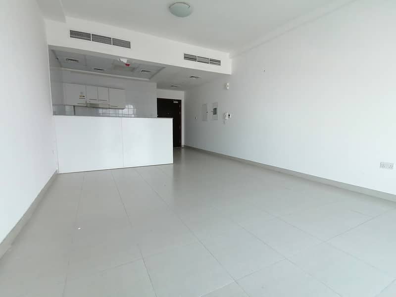 Chiller free Studio in Al Khail heights for rent