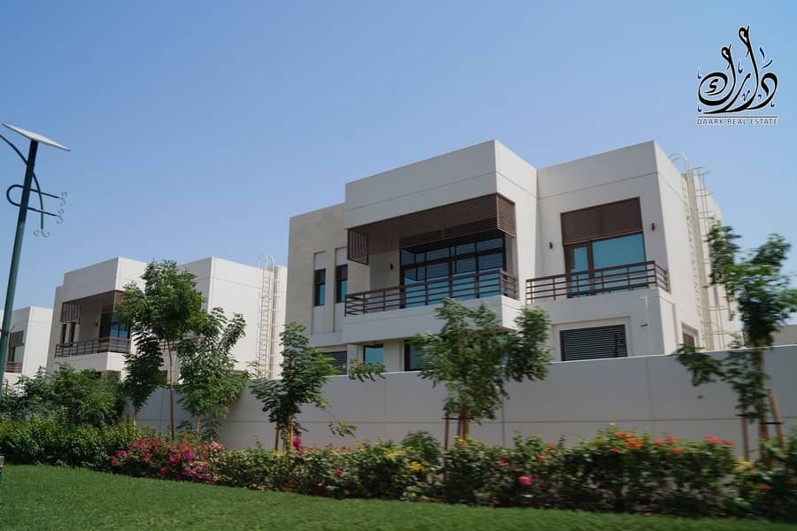 11 your New Villa ( Ready to Move in )in Dubai downtown with 10 years installment