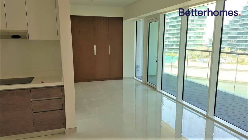 Studio Type apartment Full Sea-view in Al Hadeel