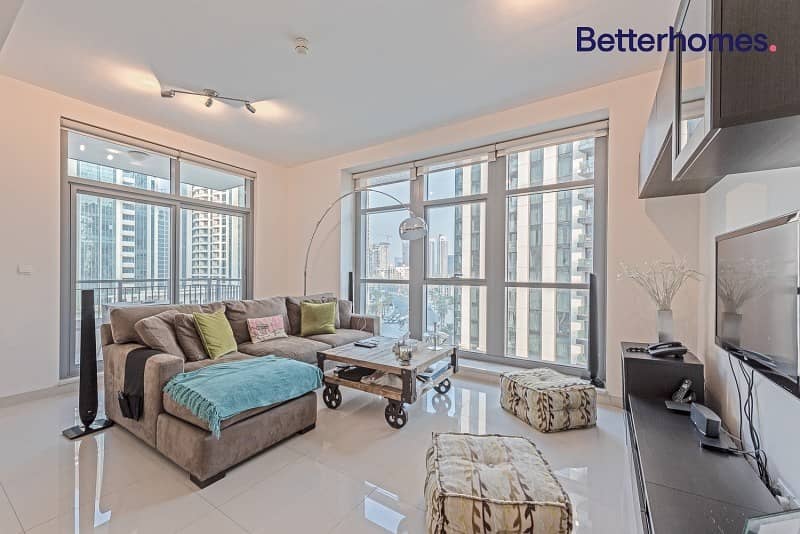 Spacious Fully Furnished |Downtown Views