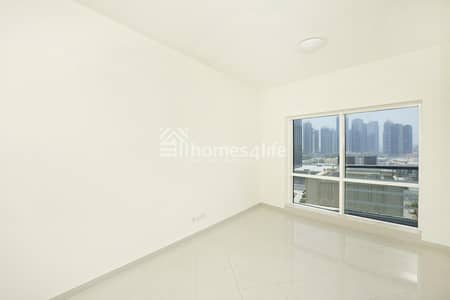 Chiller Free | Mid Floor | Kitchen Equipped Chiller Free | Mid Floor | Kitchen Equipped