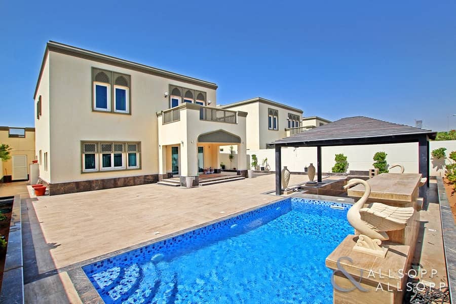 3 Bedrooms | Private Pool | Large Plot