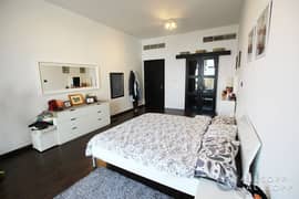 Upgraded | Fox Hill 4 | Garden Facing