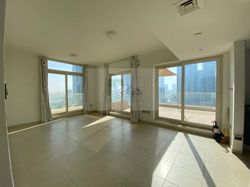 Free Chiller: Prestigious 3 BR + MR with Dream Terrace