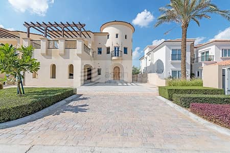 Luxuriously Furnished 4 Bedroom Luxuriously Furnished 4 Bedroom