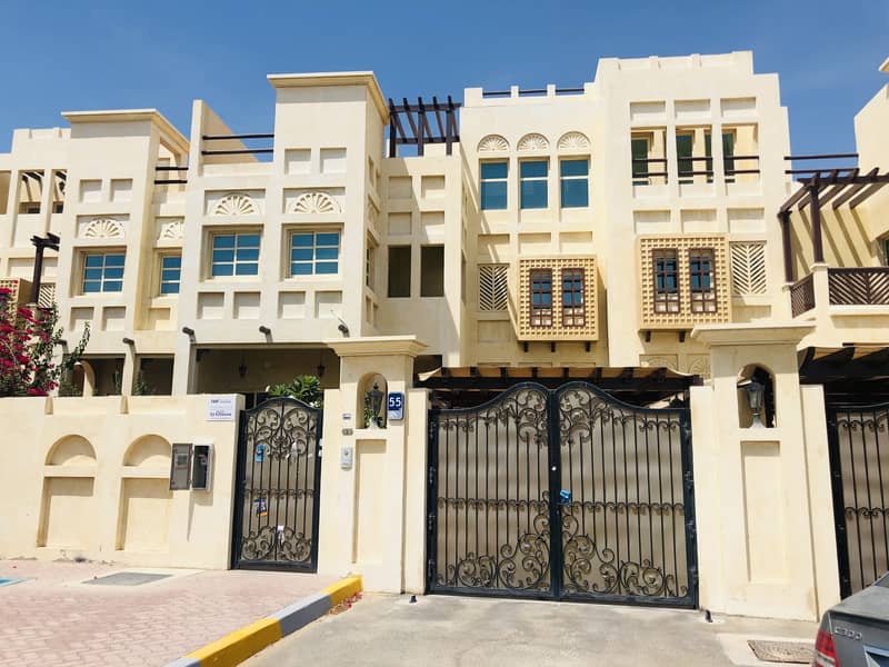 Modern Arabic Style Villa with Separate Entrance | 5 Master Bedrooms Hall majlis | AED 195k
