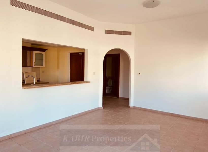 1 Bedroom with Terrace in Ghoroob , 12 cheques and No Commission