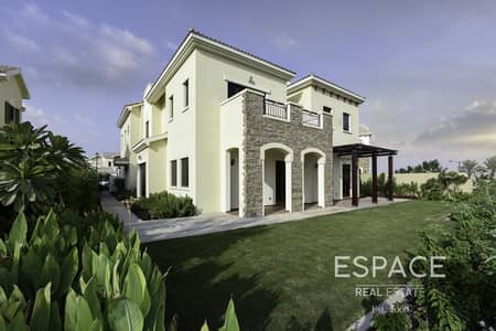 4 Beds | Internal Courtyard | Upgraded 4 Beds | Internal Courtyard | Upgraded