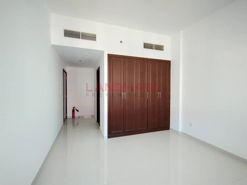 HOT DEAL! Decent sized 1 BHK / Closed kitchen in IC Phase 2 HOT DEAL! Decent sized 1 BHK / Closed kitchen in IC Phase 2