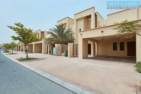 Spacious Family Home - Close to the Beach Spacious Family Home - Close to the Beach