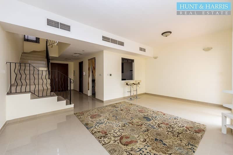 Big Kitchen - Two Bedroom Townhouse with Park Views Big Kitchen - Two Bedroom Townhouse with Park Views
