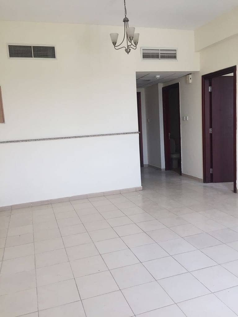 England Cluster Rented 1 bed room for Sale England Cluster Rented 1 bed room for Sale