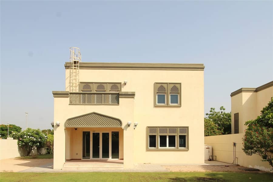 Corner Plot | Available July | 3 bed Large Corner Plot | Available July | 3 bed Large