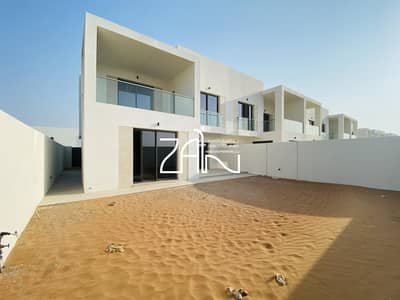Corner Brand New 3 BR townhouse with Large garden Corner Brand New 3 BR townhouse with Large garden