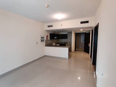 Community View | With Balcony | 12 Cheques Community View | With Balcony | 12 Cheques